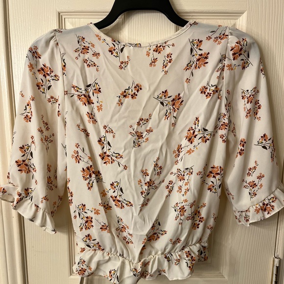 SOLD Sienna Sky blouse - Picture 4 of 4